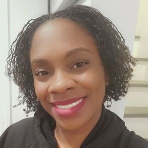 Meet your Posher, Mia